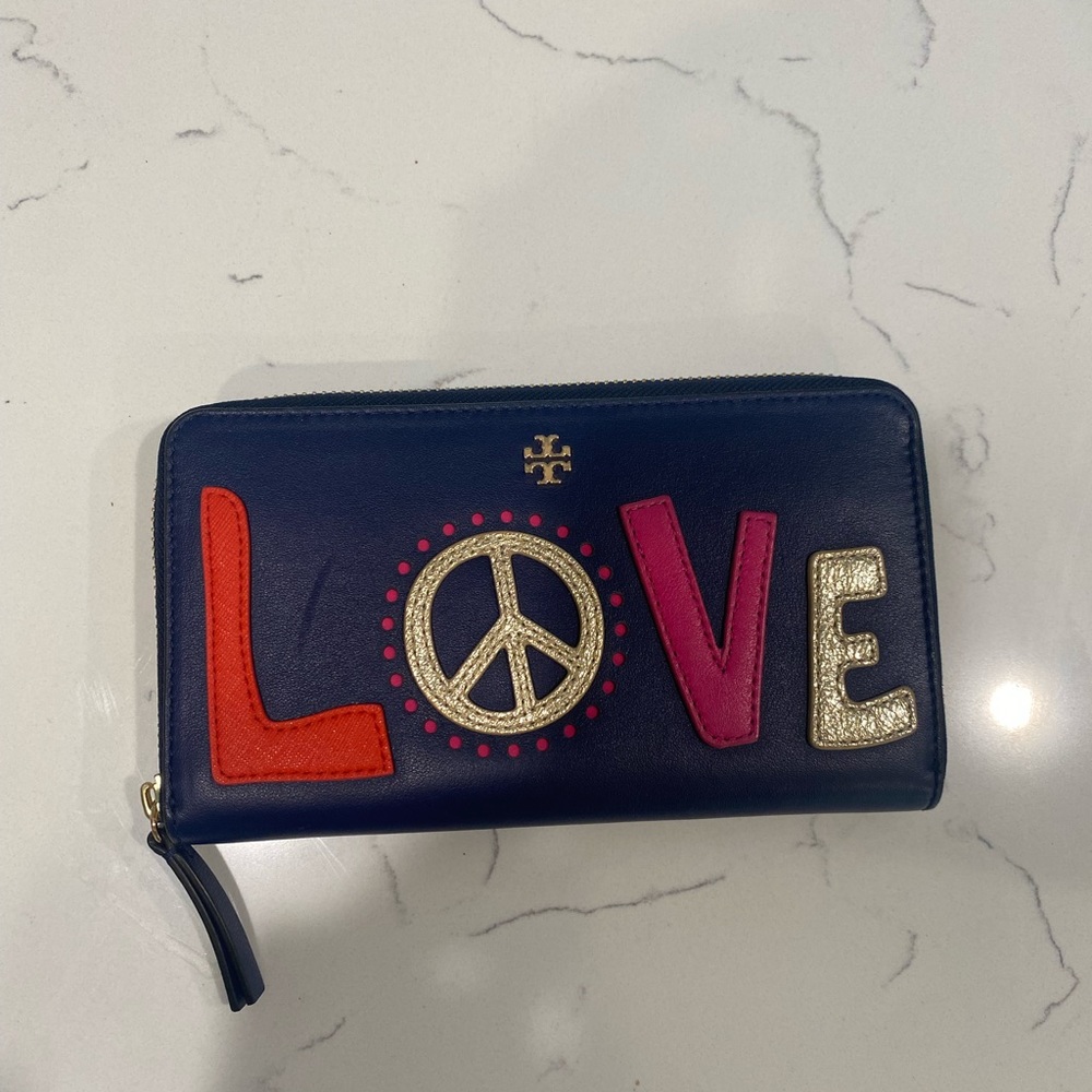 Tory Burch wallet